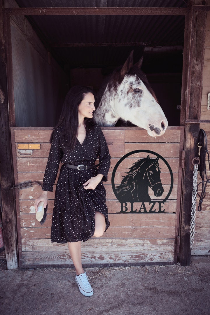 Personalized Horse Stall Name Sign, Name Plaque Custom Horse Metal Sign for Farm Barn Ranch, Metal Sign Horse Name Plate